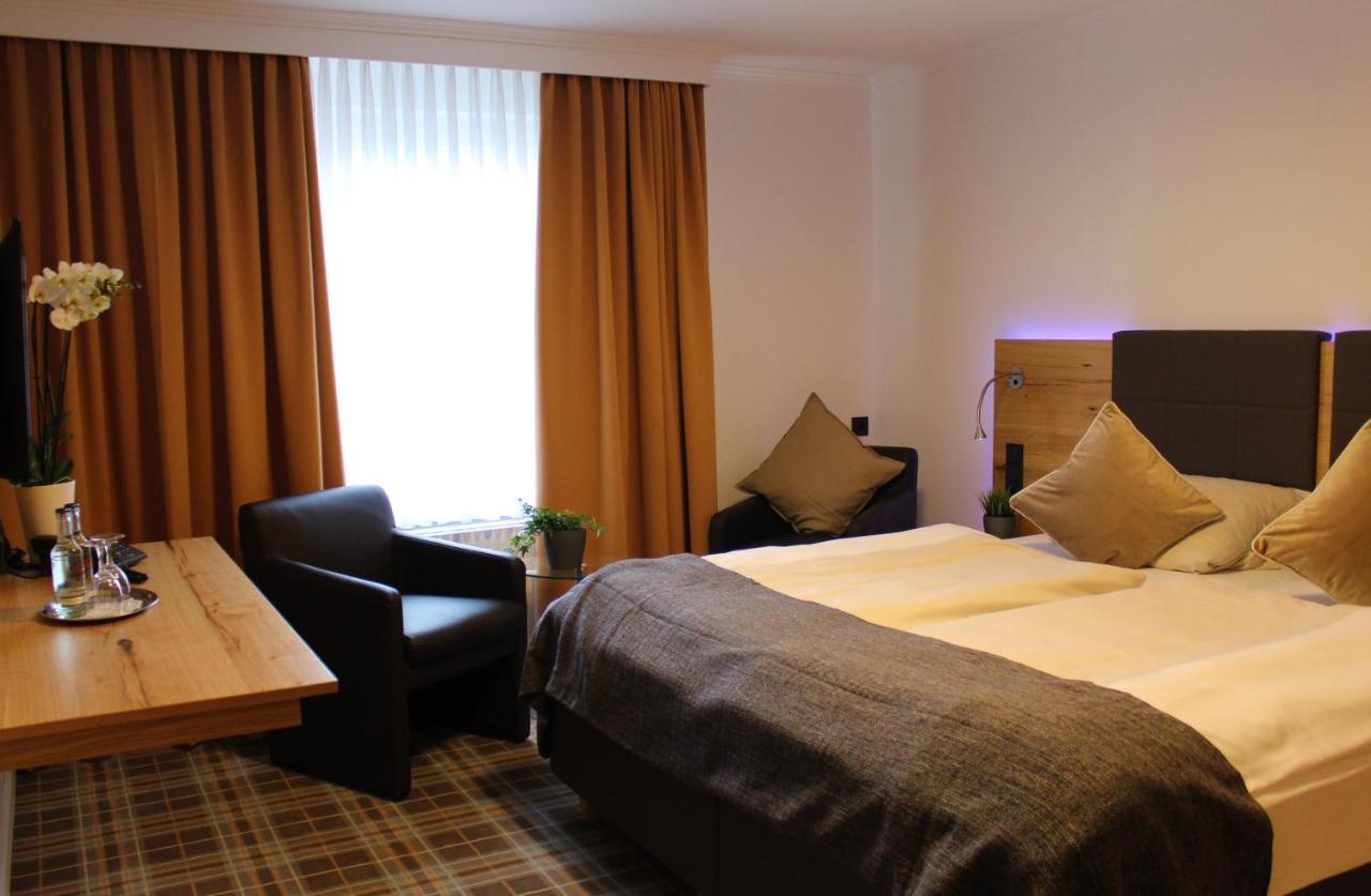 Hotel Hollaender Hof Meschede Ngoại thất bức ảnh
